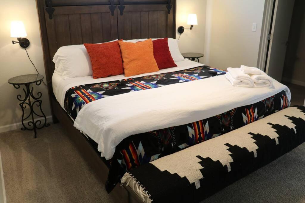 Cowboy Den-Hot Tub-Game Room-Pet Friendly-No Pet Fees! Albuquerque Buitenkant foto