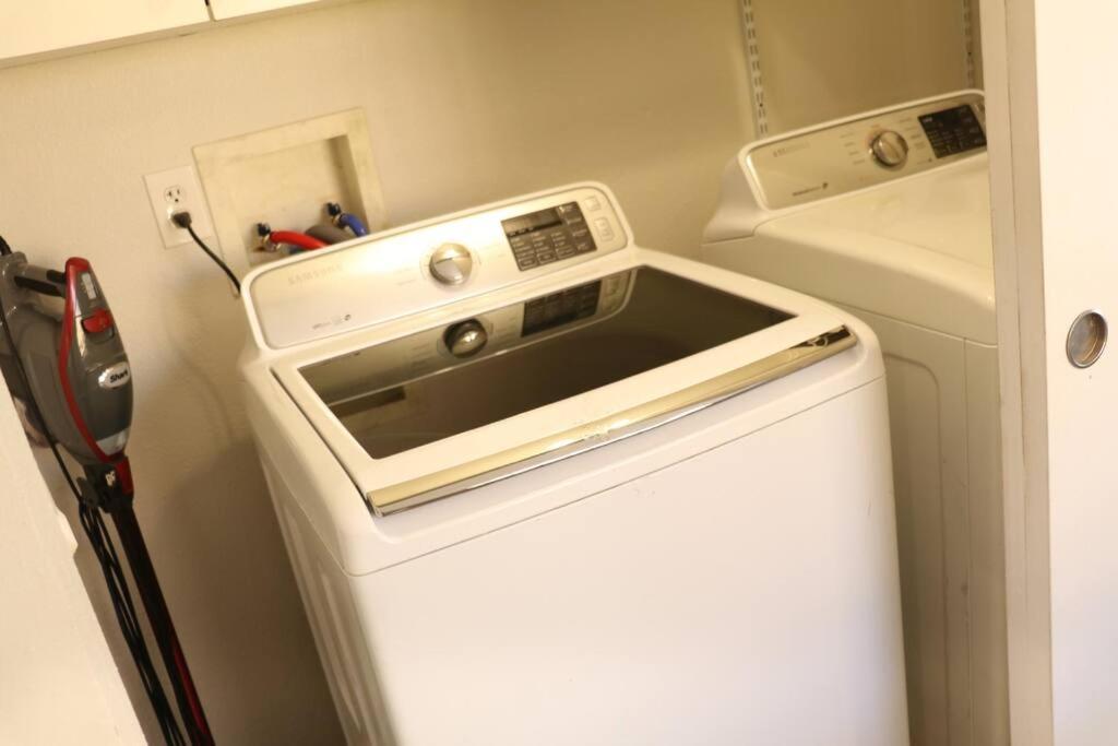 Cowboy Den-Hot Tub-Game Room-Pet Friendly-No Pet Fees! Albuquerque Buitenkant foto