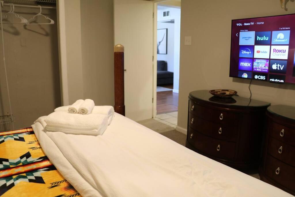 Cowboy Den-Hot Tub-Game Room-Pet Friendly-No Pet Fees! Albuquerque Buitenkant foto