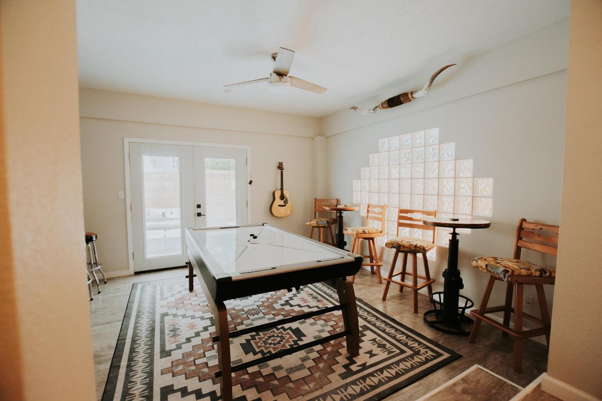 Cowboy Den-Hot Tub-Game Room-Pet Friendly-No Pet Fees! Albuquerque Buitenkant foto