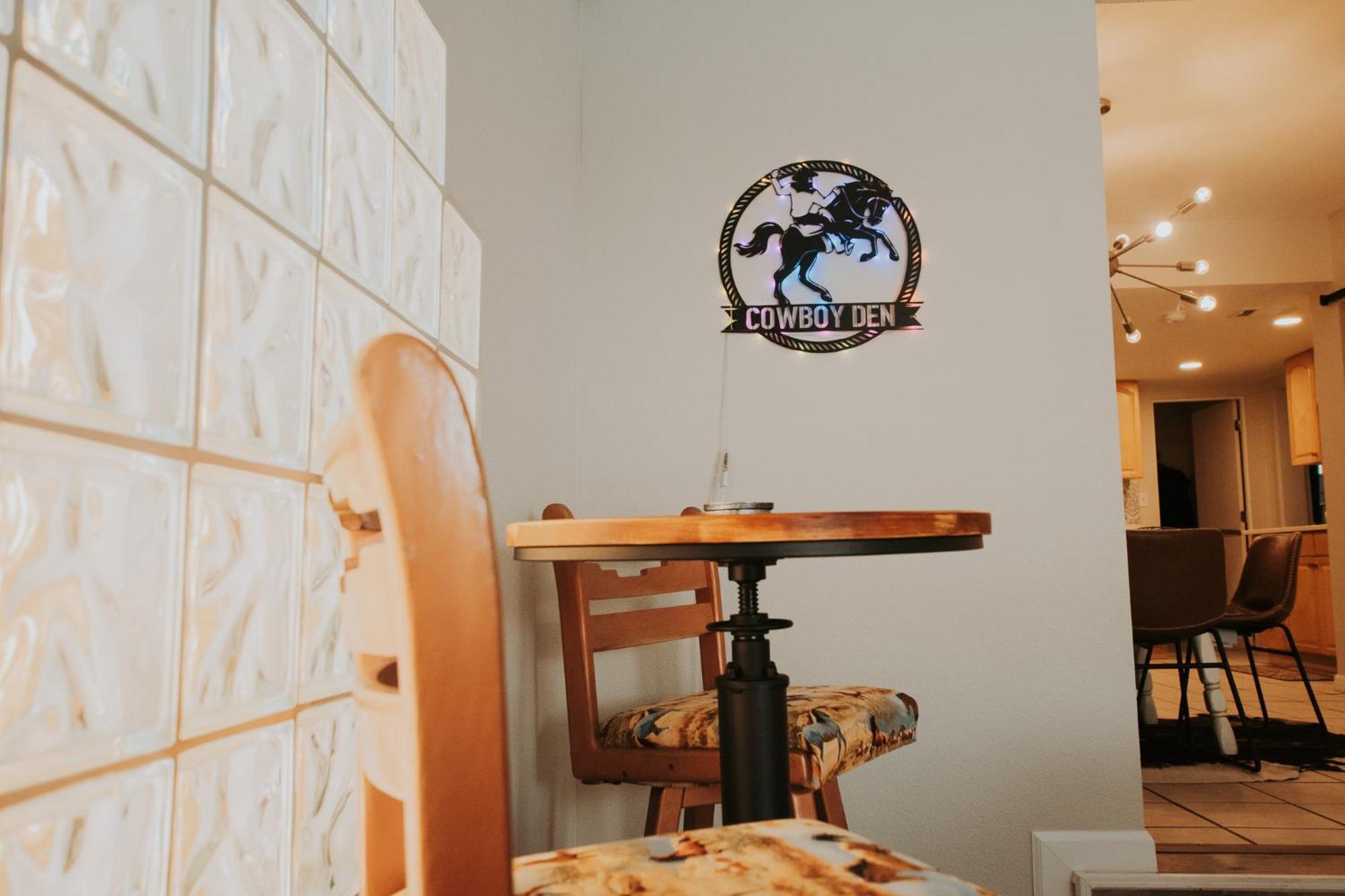 Cowboy Den-Hot Tub-Game Room-Pet Friendly-No Pet Fees! Albuquerque Buitenkant foto