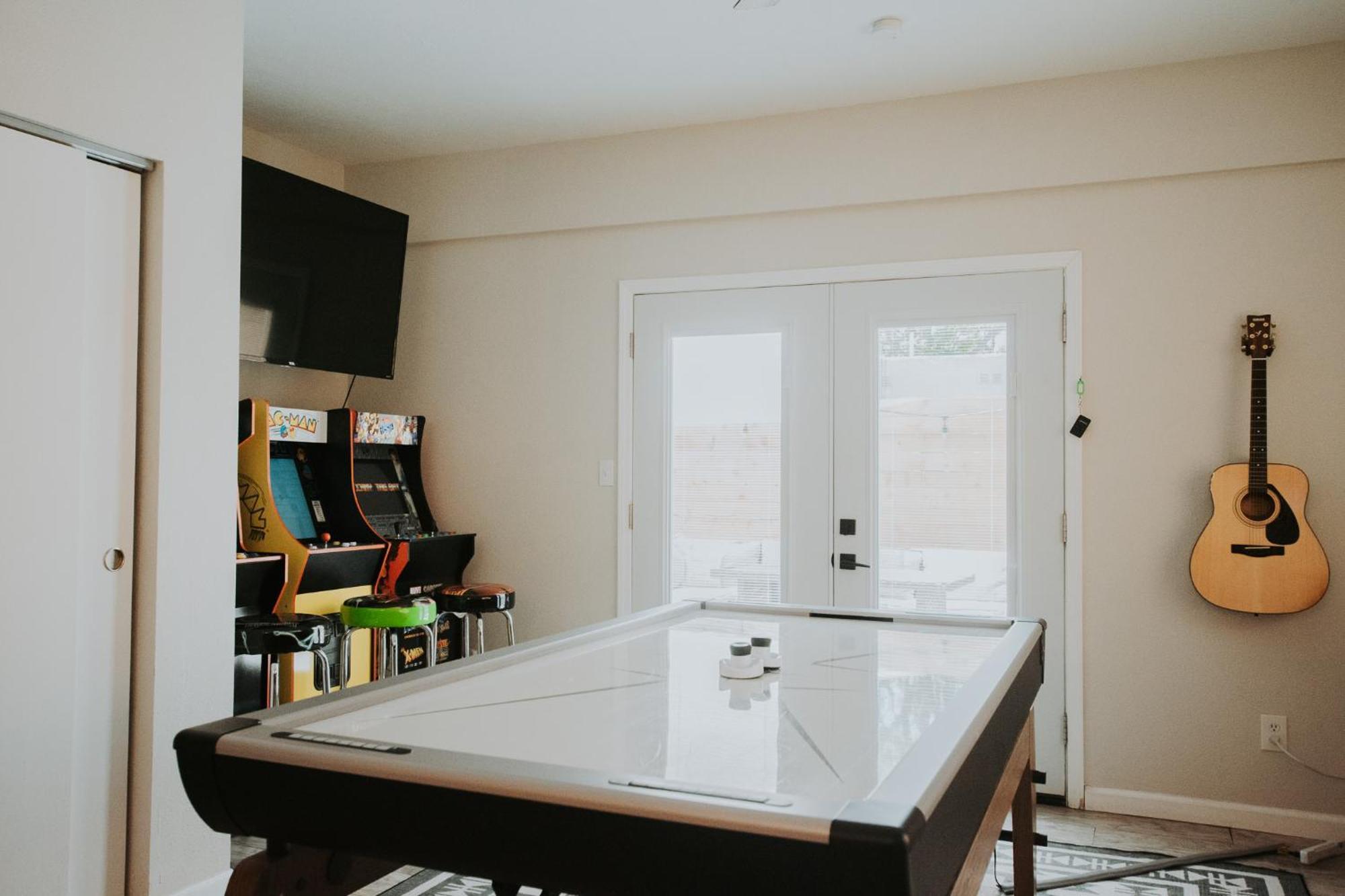 Cowboy Den-Hot Tub-Game Room-Pet Friendly-No Pet Fees! Albuquerque Buitenkant foto